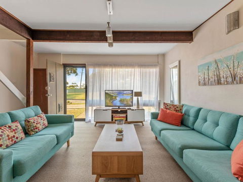 Ocean St. Holiday Apartment - Accommodation Batemans Bay 6