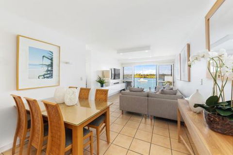 Apartment 5 Commodore - Accommodation Batemans Bay 3