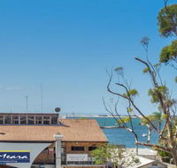 303 The Shoal 4 8 Bullecourt Street Air Conditioning WIFI Netflix Views Linen  Lift - Accommodation Batemans Bay