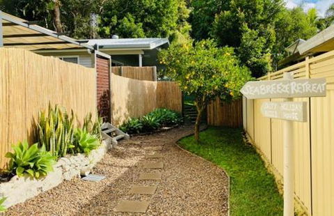 Salty Kisses Holiday House - Accommodation Batemans Bay 2