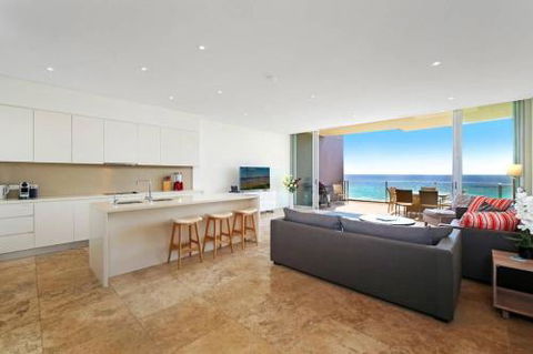 Beach & Ocean Front Penthouse With Wifi & Parking - Accommodation Batemans Bay 6