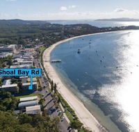 2 Shoal Towers 11 Shoal Bay Rd across the road to beautiful Shoal Bay Beach - Accommodation Batemans Bay