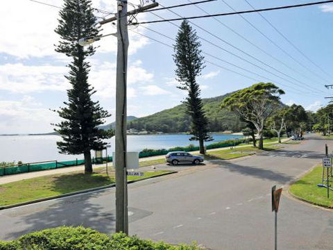 2 Shoal Towers 11 Shoal Bay Rd Across The Road To Beautiful Shoal Bay Beach - Accommodation Batemans Bay 6