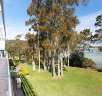 Unit 1 44 Danalene Pde fantastic waterfront property with air con - Accommodation Batemans Bay