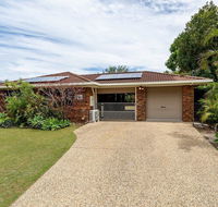 Freshly Renovated Dog Friendly House Walking Distance to Waterfront - Accommodation Batemans Bay