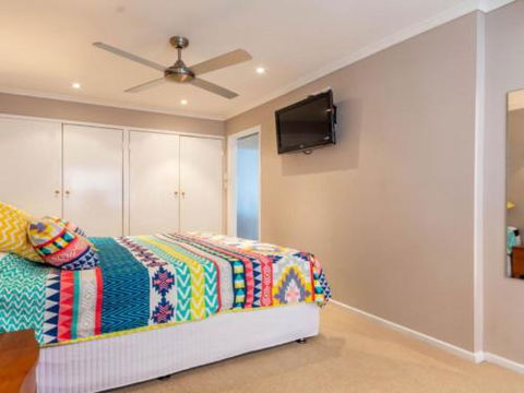 Dog Lovers Retreat Beachmere - Accommodation Batemans Bay 6