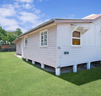 Close to Water Restaurants  Clubs Toorbul St. Bongaree - Accommodation Batemans Bay