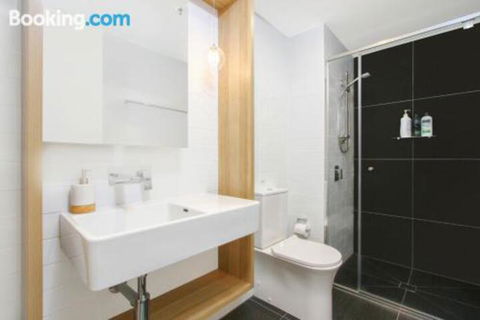 Cozy Homely Apartment CBR Central - Accommodation Batemans Bay 6