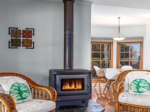 GULL HOUSE Kiama 4pm Check Out Sundays - Accommodation Batemans Bay 4