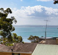 Views of Shoal Bay 75 Ronald Ave views  air con - Accommodation Batemans Bay