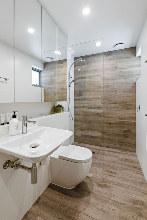 Urban Rest - The Azure Bondi - Accommodation Batemans Bay 4