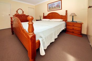 Sunset Towers Unit 11 / 25 Donald Street - Accommodation Batemans Bay 0