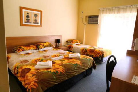 Blue Mountain Motel - Accommodation Batemans Bay 0