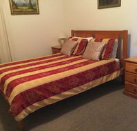Tradewinds Unit 2 / 110 Victoria Parade - Accommodation Batemans Bay