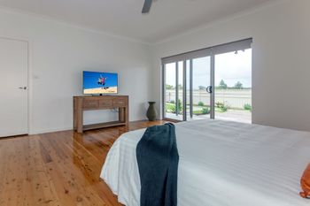 Government Road 13 - Accommodation Batemans Bay 4