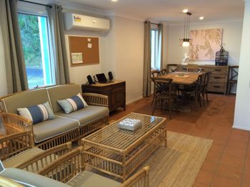 Quiet Rural Retreat With Spa - Accommodation Batemans Bay 6