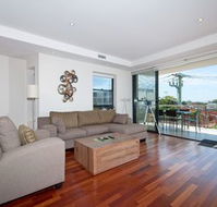 The Summit Unit 4 / 25 Tomaree Street - Accommodation Batemans Bay
