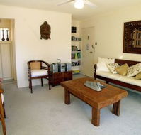 Shipmates Unit 4 / 51 Christmas Bush Avenue - Accommodation Batemans Bay