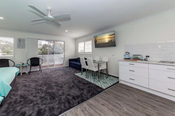 Catalina Close 1a - Accommodation Batemans Bay 0