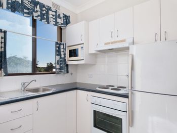 Shoal Bay Road Bay Village Unit 19 47 - Accommodation Batemans Bay 1