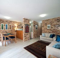 Tristani Bay Parkland Unit 60 / 2 Gowrie Avenue - Accommodation Batemans Bay