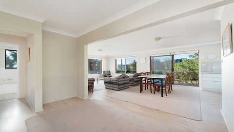 Misthaven Unit 1 / 12 Mistral Close - Accommodation Batemans Bay 0