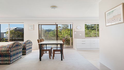 Misthaven Unit 1 / 12 Mistral Close - Accommodation Batemans Bay 5