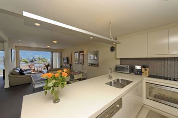 Cote DAzur Unit 43 / 61 Donald Street - Accommodation Batemans Bay 3