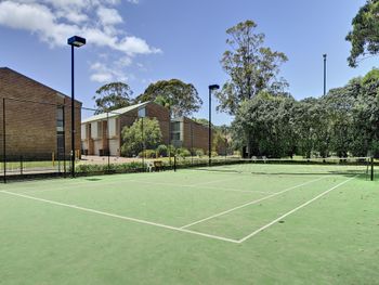 Nicholli Bay Parklands Unit 34 / 2 Gowrie Avenue - Accommodation Batemans Bay 5