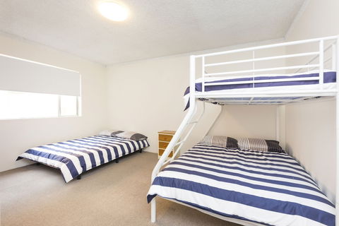 Dolphin Court Unit 1 - Accommodation Batemans Bay 2