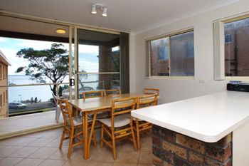 South Pacific Unit 9 Shoal Bay - Accommodation Batemans Bay 5