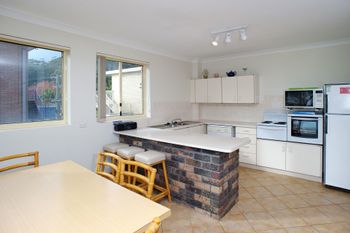 South Pacific Unit 9 Shoal Bay - Accommodation Batemans Bay 3