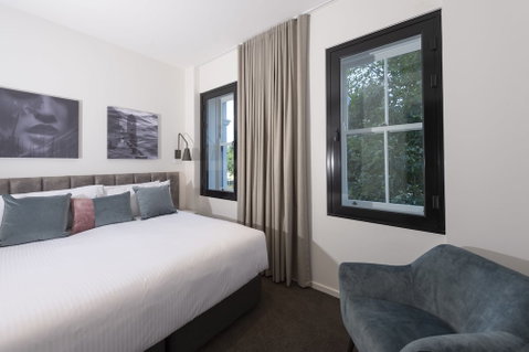 R Hotel Geelong - Accommodation Batemans Bay 4
