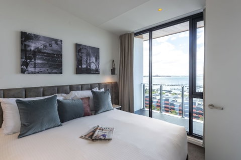 R Hotel Geelong - Accommodation Batemans Bay 3