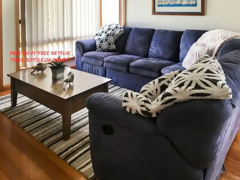 Rye Sleeps 10, Great Weekender - Accommodation Batemans Bay 5
