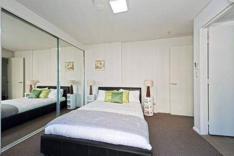 Astra Apartments Miller Street - Accommodation Batemans Bay 1