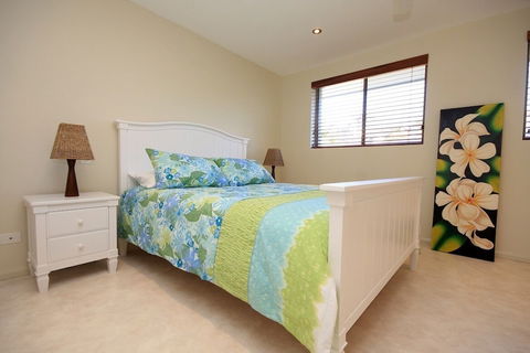 Lorikeet 1 - Accommodation Batemans Bay 2