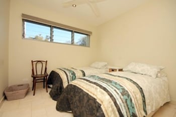 Lorikeet 2 - Accommodation Batemans Bay 1