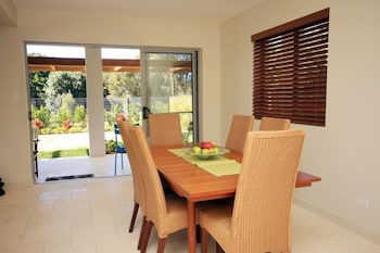 Lorikeet 2 - Accommodation Batemans Bay 2