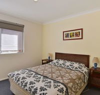 Quarter Deck Apartment 2 - Accommodation Batemans Bay