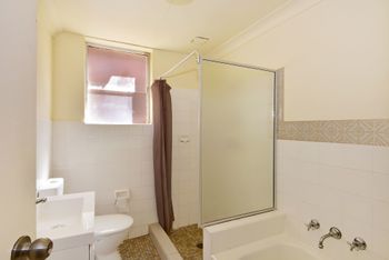 Quarter Deck Apartment 2 - Accommodation Batemans Bay 1