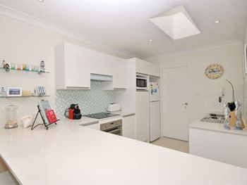 Nicholli Bay Parklands Unit 32 2 Gowrie Avenue - Accommodation Batemans Bay 4