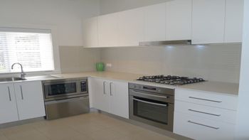 The Apartment Service LB001 - Accommodation Batemans Bay 3