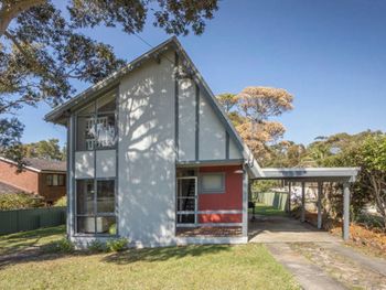The 5th Green - Accommodation Batemans Bay 1