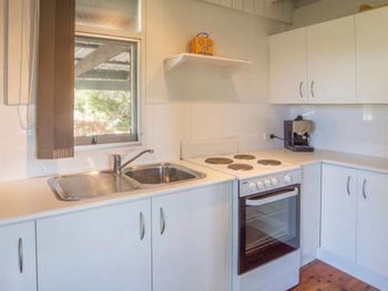 The 5th Green - Accommodation Batemans Bay 2
