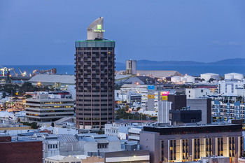 Holiday Inn Townsville - Accommodation Batemans Bay 0