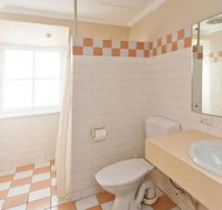 Royal Hotel - Accommodation Batemans Bay
