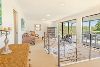 Spinnakers Loft 3 Bed Apartment - Accommodation Batemans Bay 0