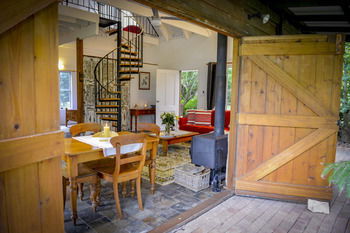 Arcadia Bed & Breakfast & Cottages - Accommodation Batemans Bay 6