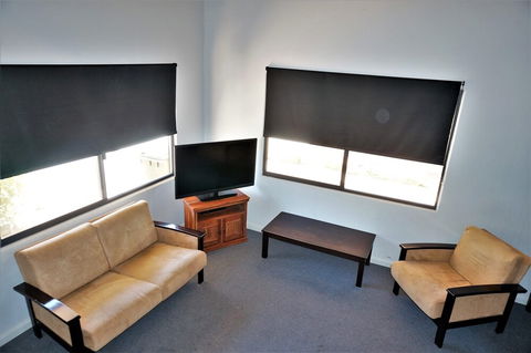 Ningaloo Breeze Villa 2 - Accommodation Batemans Bay 3